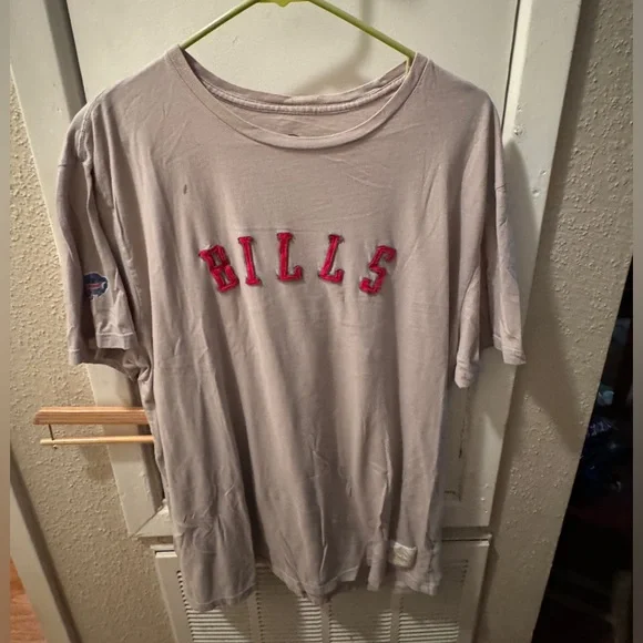 Bills football shirt 🔥 - Picture 1 of 5